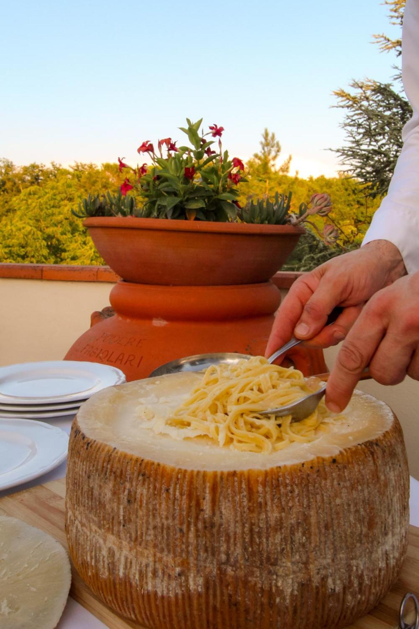 Cascina De' Fagiolari Guest House Ластра а Синя Екстериор снимка