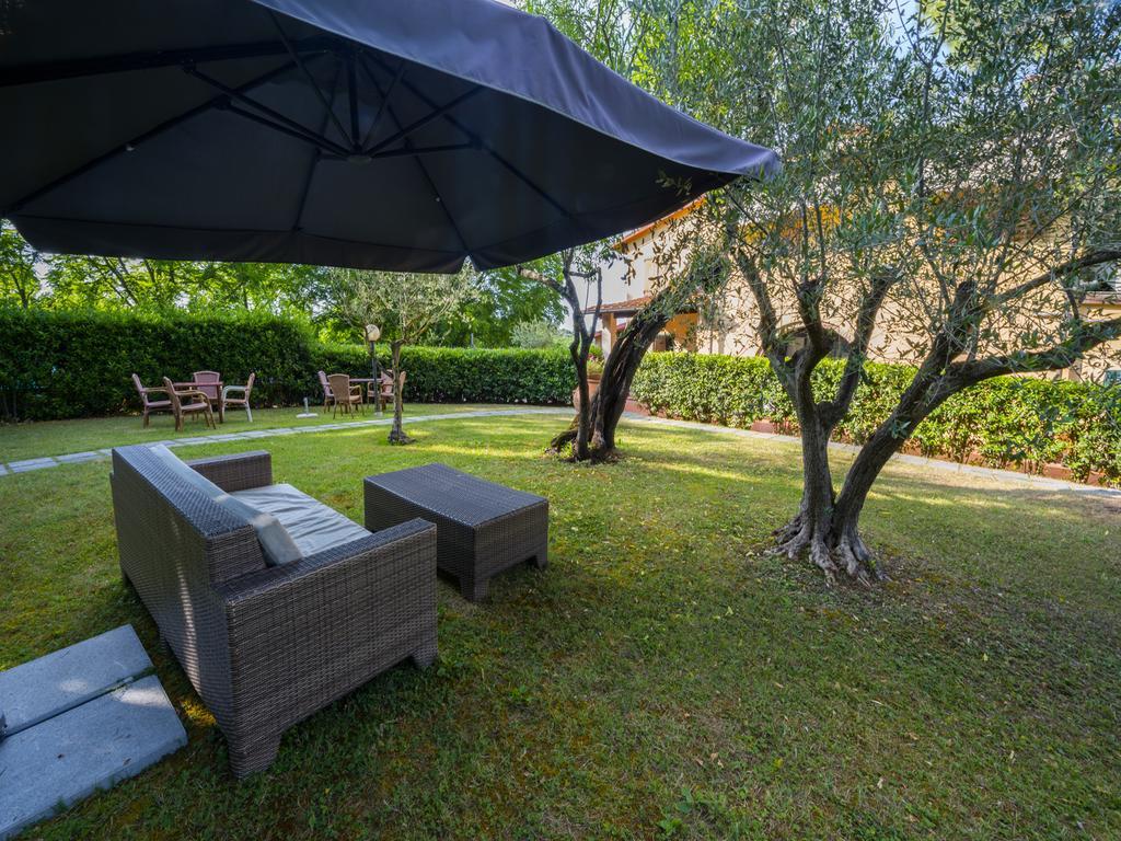 Cascina De' Fagiolari Guest House Ластра а Синя Екстериор снимка